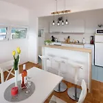 Leon - Sea View Daire Rijeka