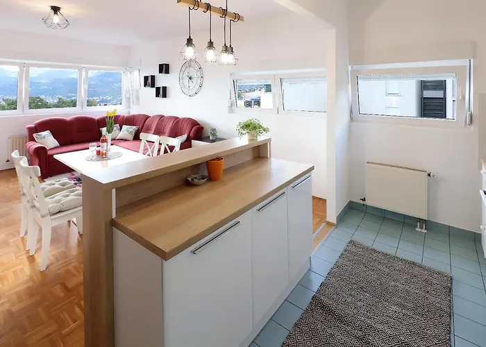 Apartman Leon - Sea View *